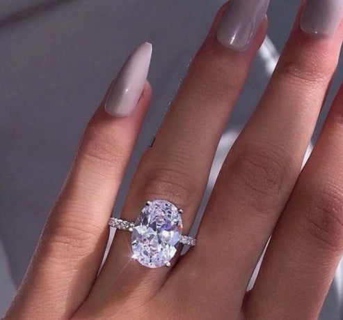 The Aurora – 4Ct Oval Solitaire