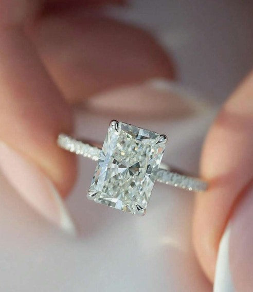 The Ophelia - 2.5Ct Radiant Pave Band